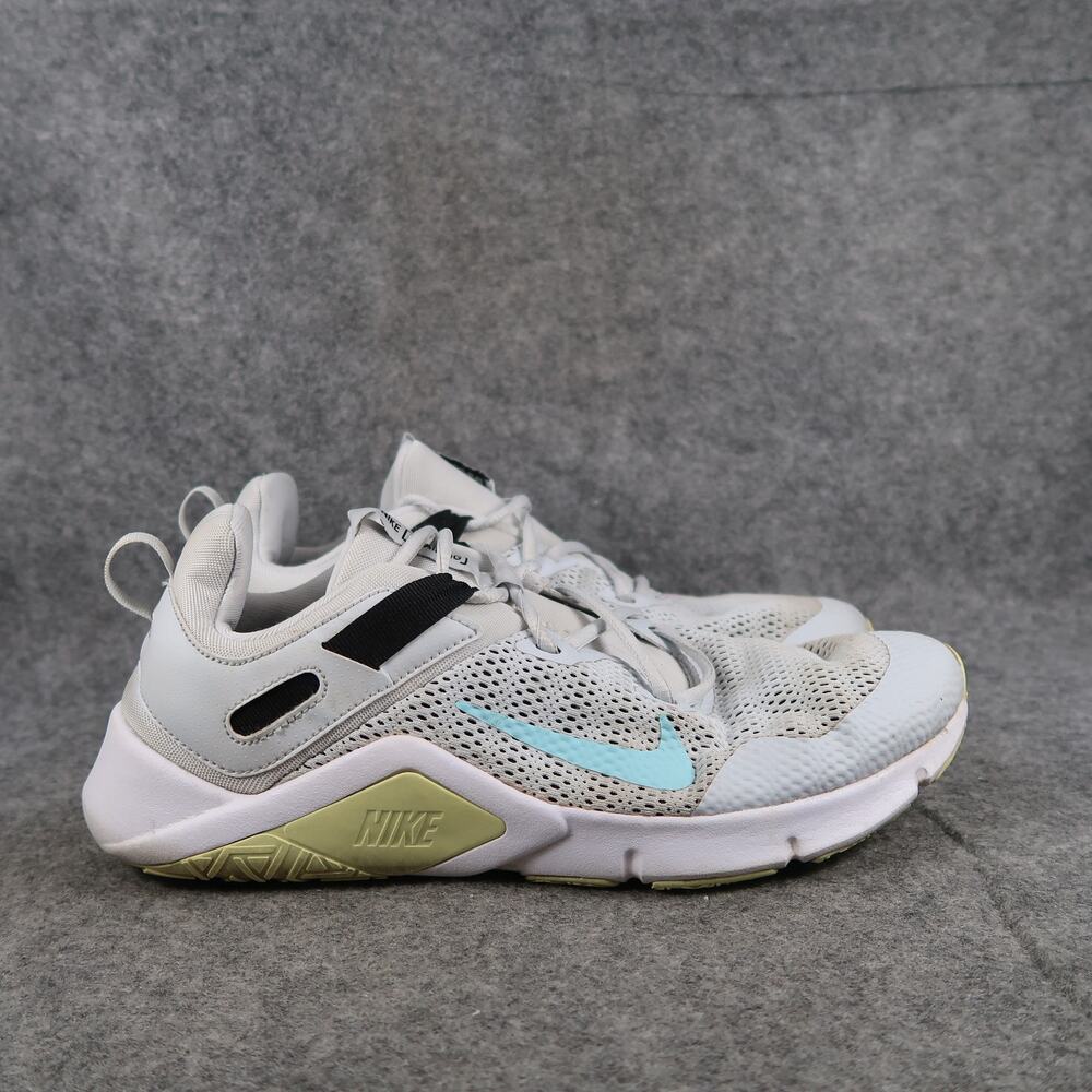 Nike Shoes Womens 9 Training Athletic Sneakers Workout Gym Fitness Active Grey